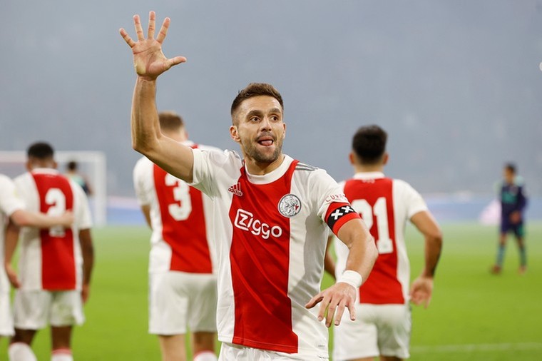 ‘Ajax kan zo spelen tegen Barcelona of Liverpool, geen probleem’