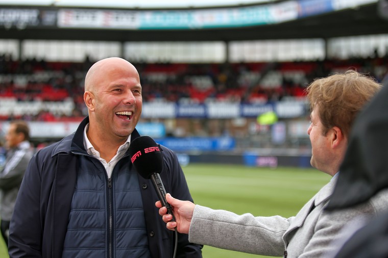 Feyenoord hijgt Ajax en PSV in de nek: ‘We staan er heel goed voor’