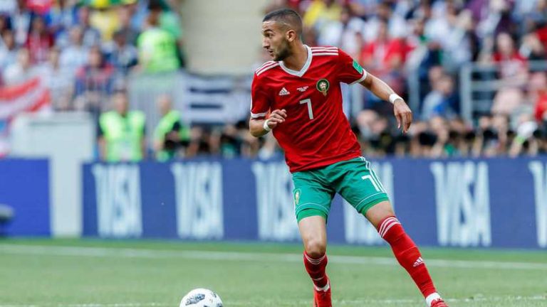 Hakim Ziyech ontkent onprofessioneel gedrag: ’Ik weet wat er is gebeurd’