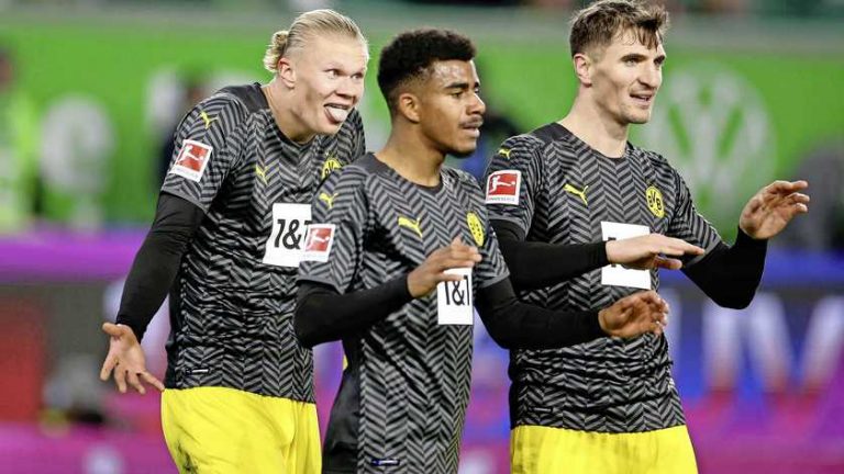 Erling Braut Haaland frustreert Wout Weghorst bij rentree, ook Donyell Malen trefzeker
