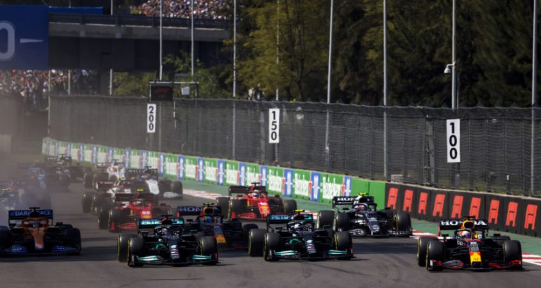 Bottas snapt opmerkingen Hamilton en Wolff over start Mexico wel