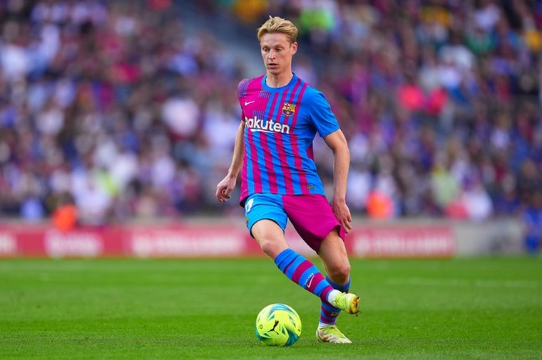 Xavi heeft boodschap voor Frenkie de Jong en prijst Memphis