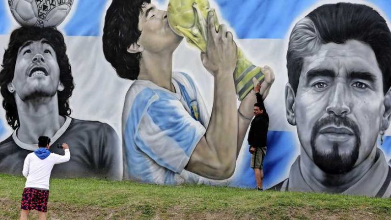 Bizarre onthulling uit Argentinië: ’Diego Maradona zonder hart begraven’