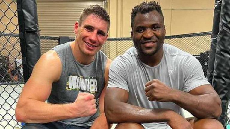 Rico Verhoeven traint met ’gevaarlijkste man van de wereld’