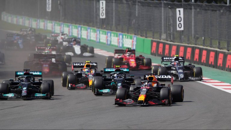 Verstappens inhaalmanoeuvre: ‘Wereldkampioen waardig’
