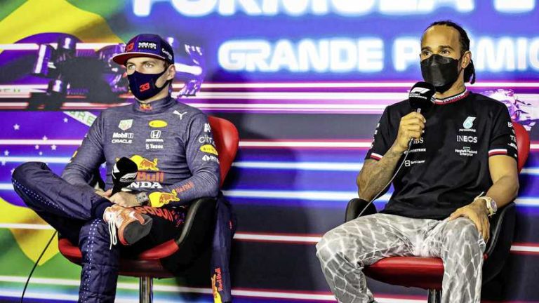 WK-stand: Strijd tussen Max Verstappen en Lewis Hamilton nadert climax