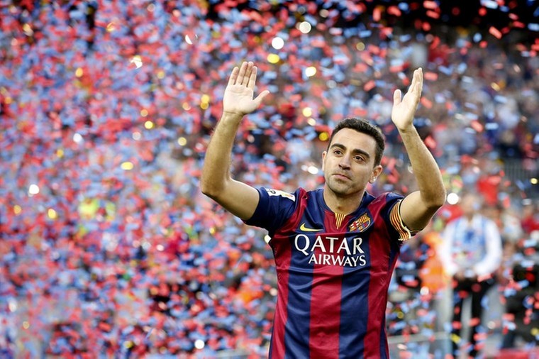 ‘Xavi gaat bij Barcelona minder verdienen dan in Qatar’