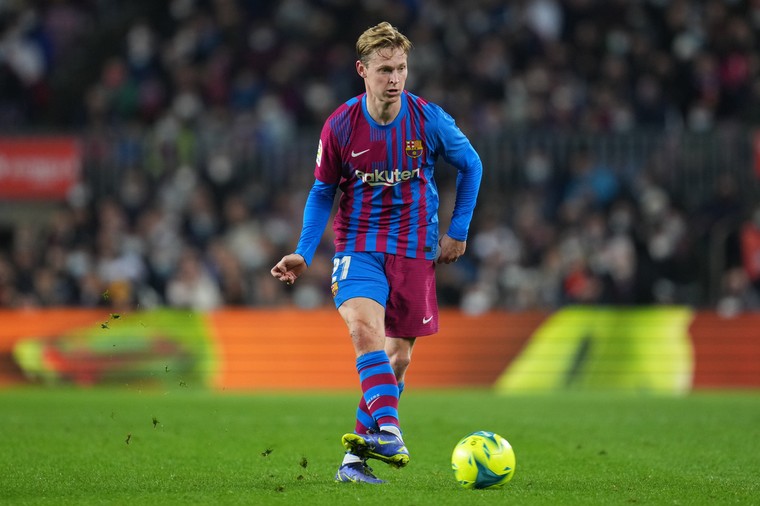 Xavi spreekt zich uit over Frenkie de Jong en heeft goed nieuws over Fati