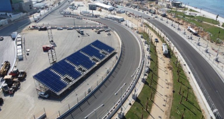 ’s Werelds snelste stratencircuit: ‘Spanning en risico voor de beste coureurs in Jeddah’