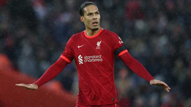 Virgil van Dijk kan kerst thuis vieren: duel op Boxing Day afgelast vanwege corona