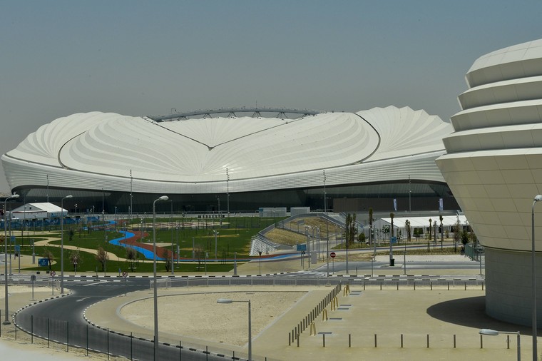 KNVB brengt bezoek aan Qatar: ‘Het WK is een onderdeel van de oplossing’