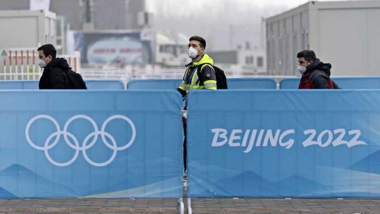 Weer 15 nieuwe coronagevallen in olympische bubbel in Peking