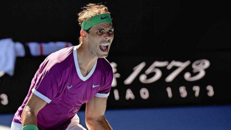 Rafael Nadal is in 2022 nog zonder setverlies en staat in derde ronde Australian Open
