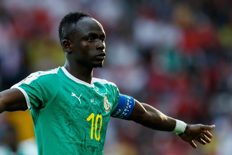 Mané voorkomt in ultieme slotfase valse start voor zwaar gehavend Senegal