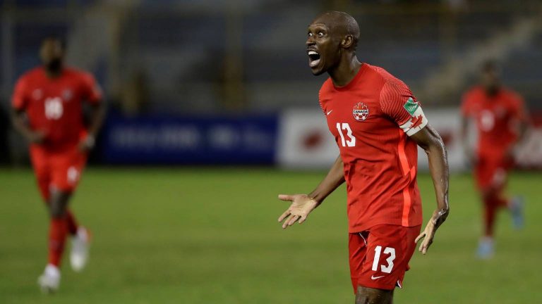 Hutchinson (bijna 39) zet Canada op drempel WK, cruciale zege voor Mexico