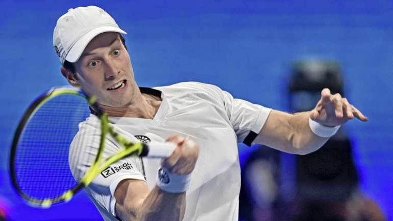 Botic van de Zandschulp loopt kwartfinale in Doha mis na nederlaag tegen Marin Cilic