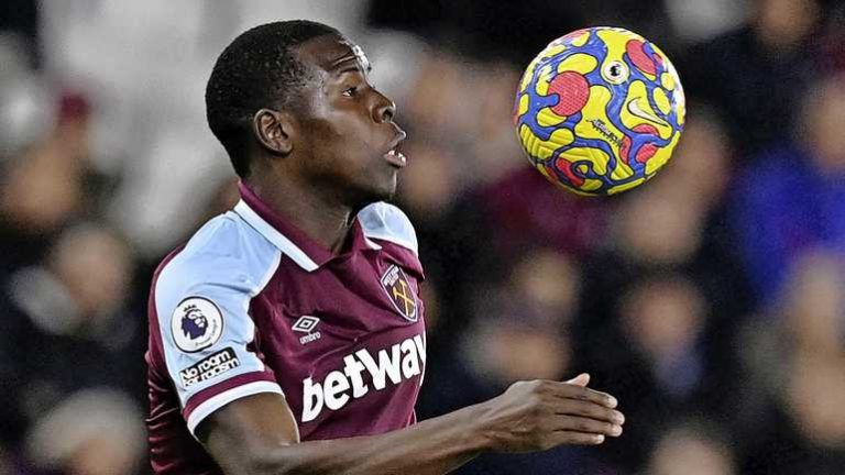 Katten bij Kurt Zouma weggehaald na mishandeling, Adidas verbreekt contract