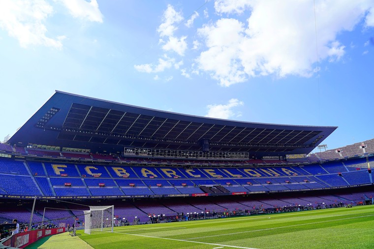 Barcelona-directeur verrast met vertrek op opmerkelijk moment