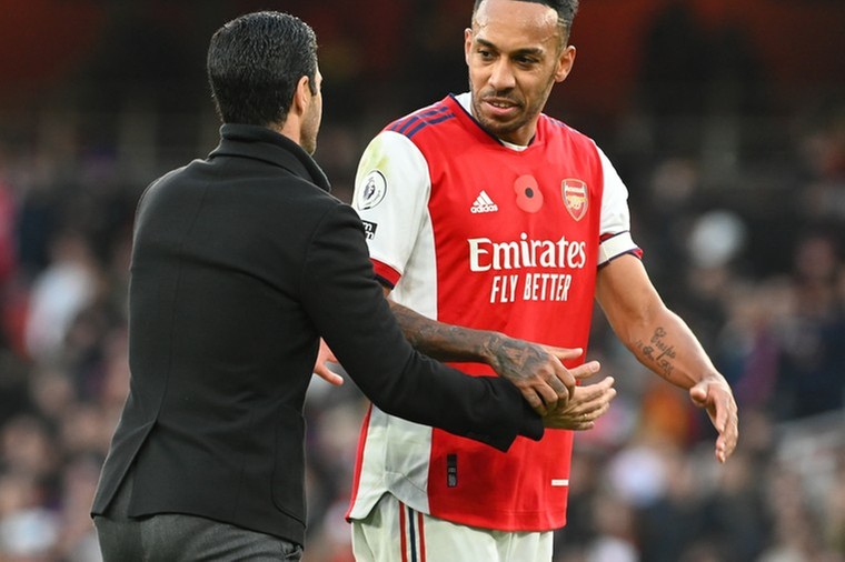 Arteta slaat terug naar Aubameyang: ‘Ik was de oplossing, niet het probleem’