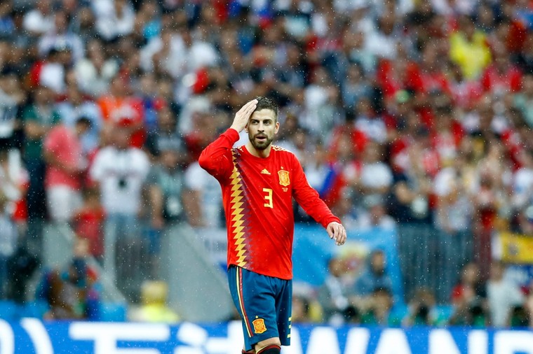 Verloren zoon Piqué (35) denkt heel voorzichtig aan terugkeer bij Spaanse ploeg