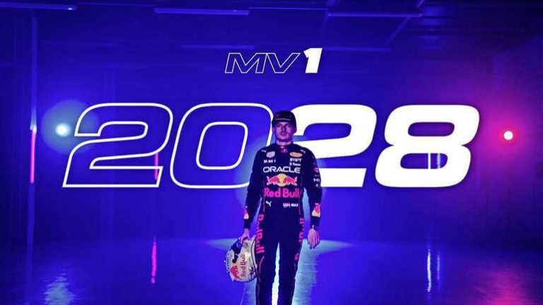 Verstappen dolblij met contract tot en met 2028: ’Ik houd van dit team’