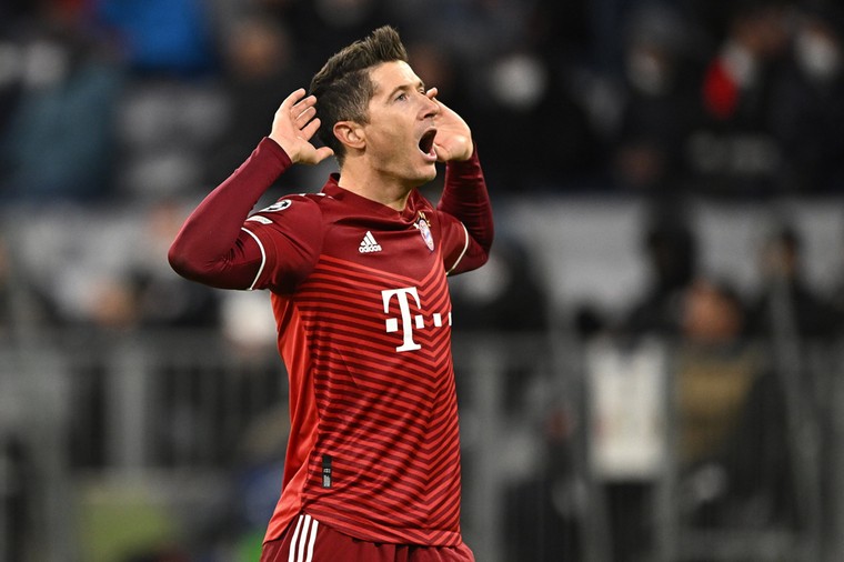 Bayern blaast Red Bull Salzburg weg op recordavond Lewandowski