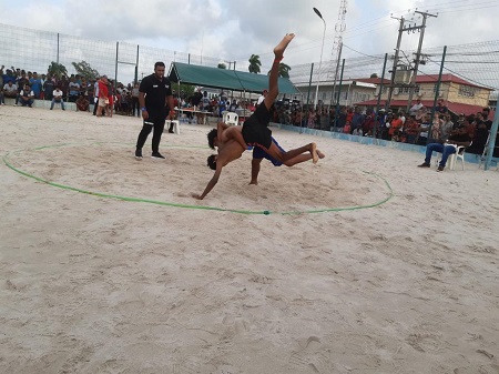 Beach worstelen in Suriname naar hoger niveau getild