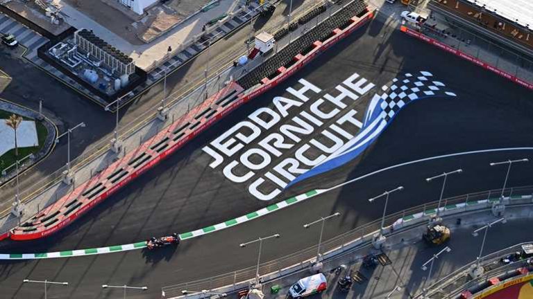 Rookpluimen bij F1-circuit; oorzaak nog onduidelijk