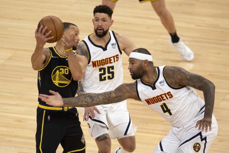 Warriors en Bucks klaren klus en bereiken halve finales play-offs