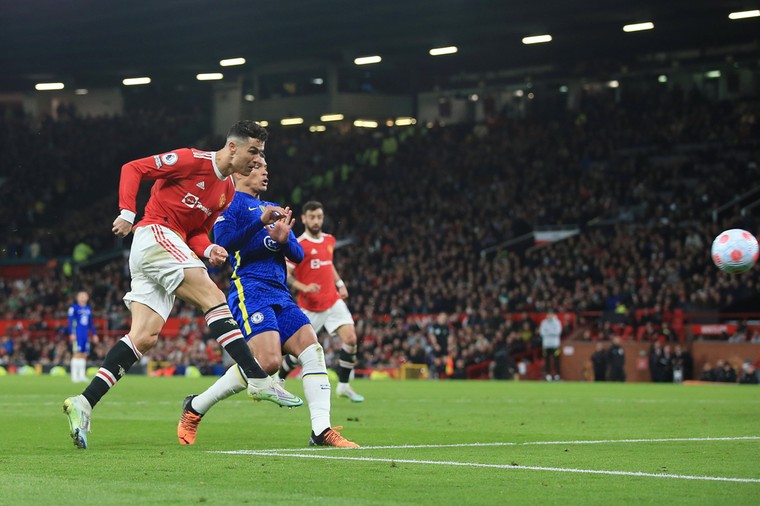 United faalt ook tegen Chelsea ondanks goal Ronaldo: CL-ticket nog verder weg