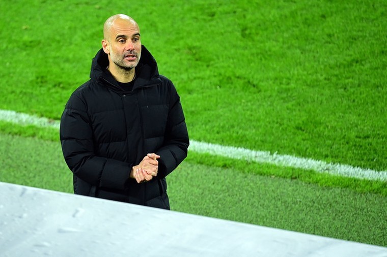‘Guardiola heeft aanbieding in beraad en vertrekt mogelijk uit Europa’