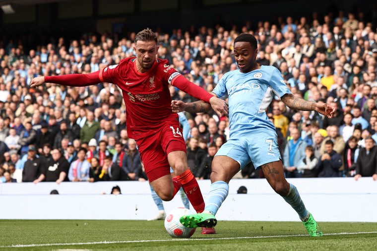Manchester City slaat in heerlijk voetbalgevecht aanval Liverpool af
