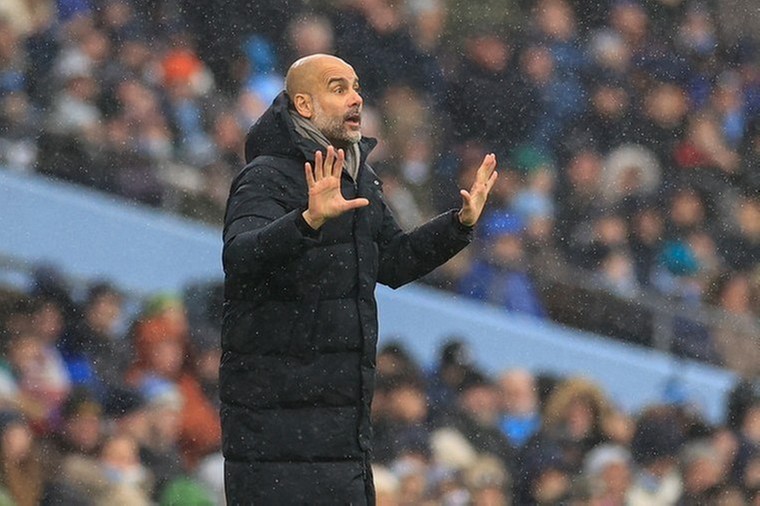 Grappende Guardiola overweegt ‘Bayern-tactiek’ tegen Atlético