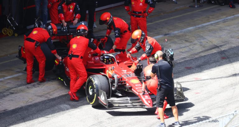 Tegenvaller voor Leclerc: turbo en MGU-H ‘onherstelbaar beschadigd’