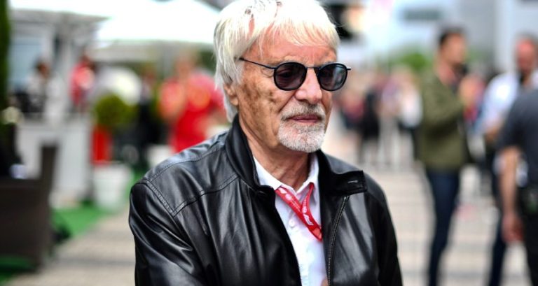 ‘Voormalig F1-baas Ecclestone in Brazilië gearresteerd en vrijgelaten voor wapenbezit’