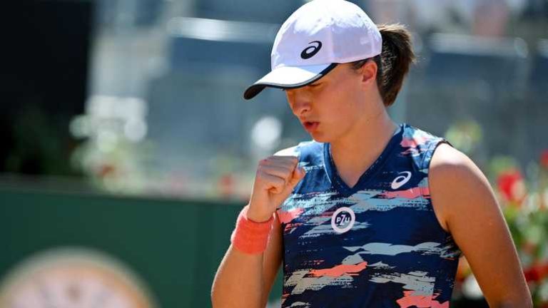 Onklopbare Iga Swiatek in voetsporen Serena Williams