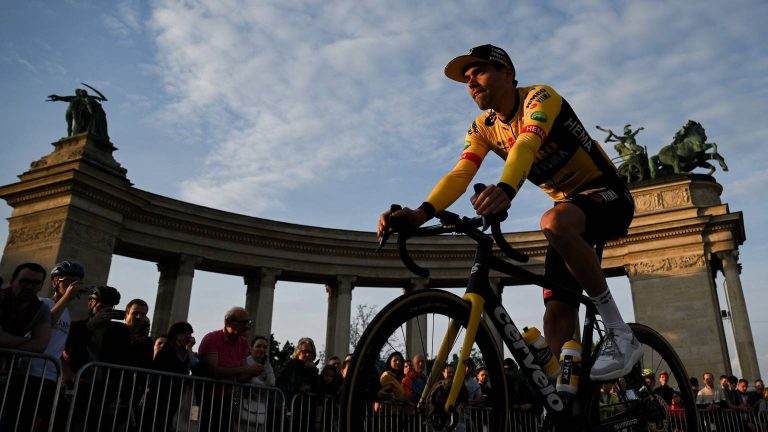 Dumoulin aast in ‘zijn’ Giro op vliegende start: ‘Ritzege en roze zou fantastisch zijn’