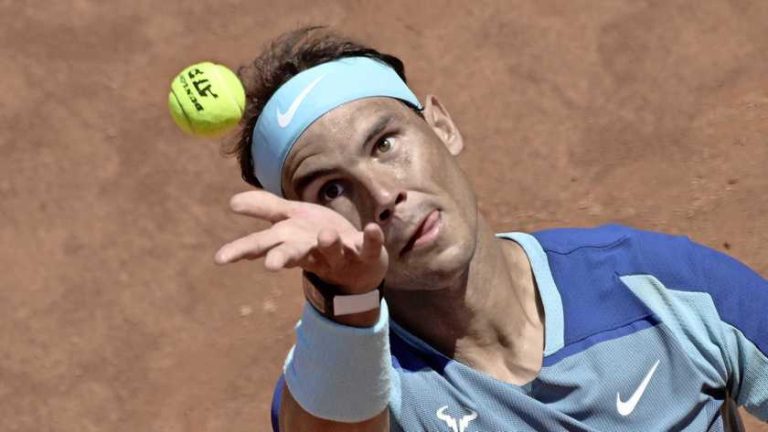 Titelverdediger Rafael Nadal moeiteloos door naar achtste finales Rome