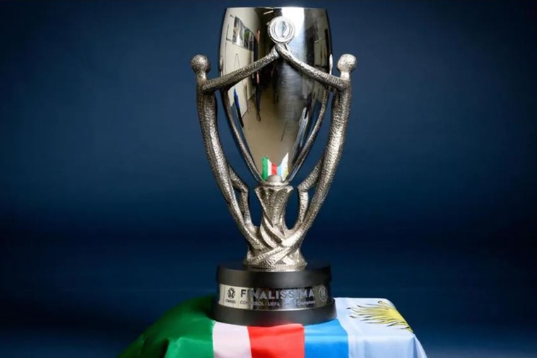 UEFA presenteert trofee voor Finalissima