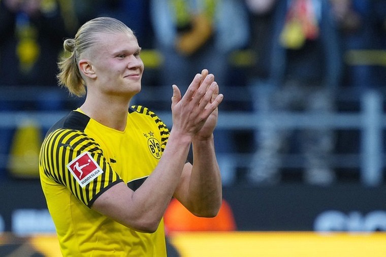 ‘Flirt Bayern met Haaland zorgt voor irritatie bij Lewandowski’