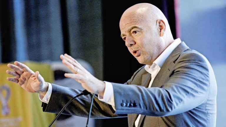 FIFA gaat actie ondernemen tegen misdragingen op social media