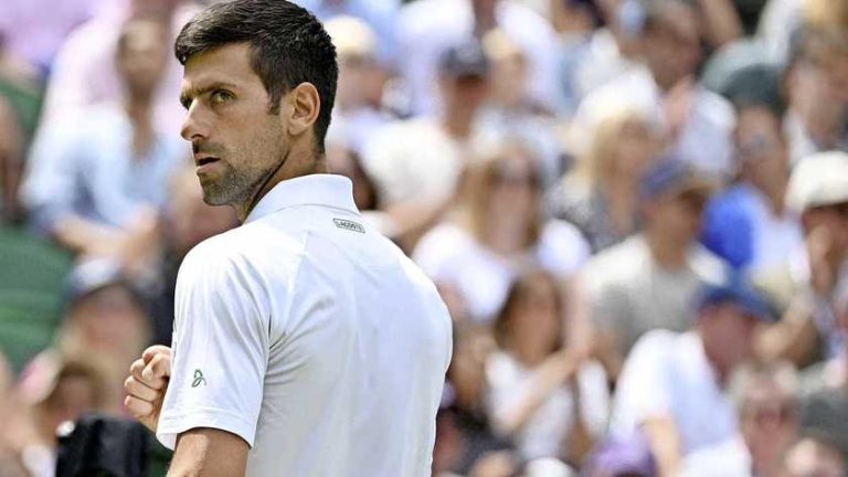 Titelverdediger Djokovic overtuigend naar derde ronde Wimbledon