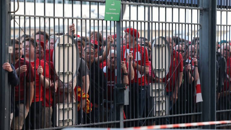 Politiechef Parijs erkent fouten bij Champions League-finale