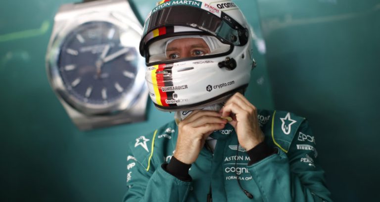 Vettel gaat demoronden rijden in Williams FW14B, met opvallend detail