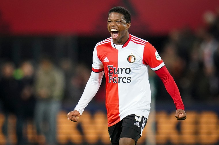 Malacia op weg naar Lyon: Feyenoord nadert akkoord over miljoenentransfer