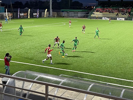 Transvaal wint in spannende klassieker en maakt titelkansen Robinhood stuk kleiner