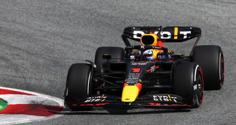 Vraagtekens bij Red Bull door hoge bandenslijtage Verstappen