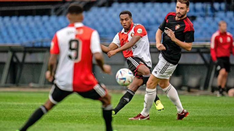 Feyenoord sluit voorbereiding af met nederlaag