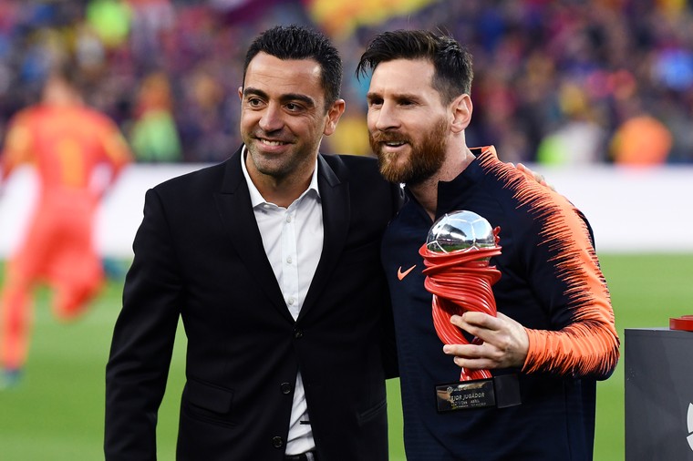 Xavi reageert op opvallende uitspraken Laporta over Messi