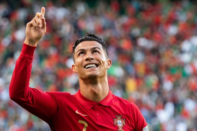 ‘Ronaldo krijgt duizelingwekkend bod om Ten Hag en Europa te verlaten’